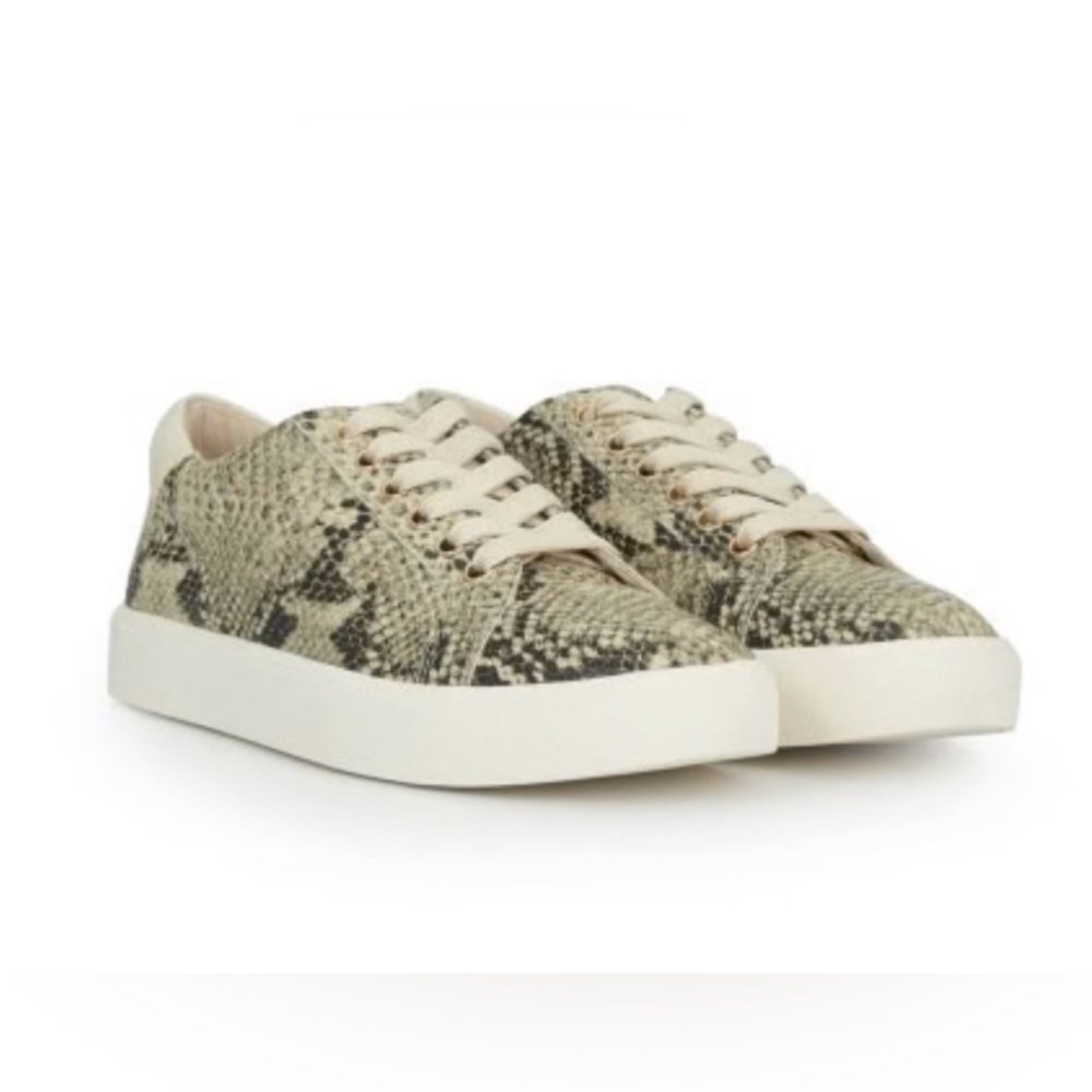 SAM EDELMAN Ethyl Lace Up Sneakers in Pacific Snakeskin. Size 7.5
